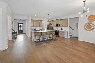 317 Grand Worth Wy, King, NC 27021 - Photo 9