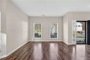 1317 Sharp Ridge Rd, Greensboro, NC 27406 - Photo 7