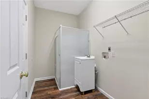 1317 Sharp Ridge Rd, Greensboro, NC 27406 - Photo 21