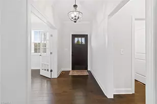 3082 Cascade Dr, Burlington, NC 27217 - Photo 5