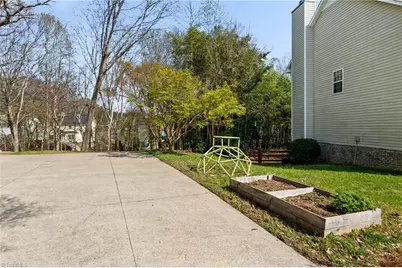 135 Valleyoak Court, Clemmons, NC 27012 - Photo 43