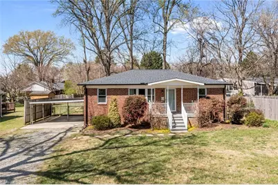 1515 Woodland Avenue, Burlington, NC 27215 - Photo 1