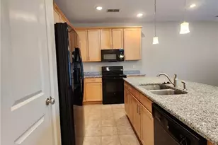 1915 D Fleming Rd, Greensboro, NC 27410 - Photo 19