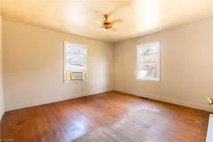 1447 Bretton St, Winston-Salem, NC 27107 - Photo 7