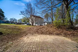 3 Ivyglen Ct, Greensboro, NC 27406 - Photo 21