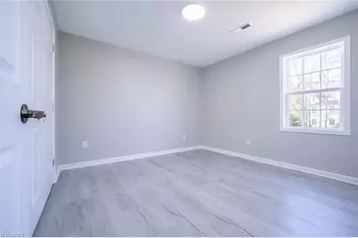 3 Ivyglen Court, Greensboro, NC 27406 - Photo 17