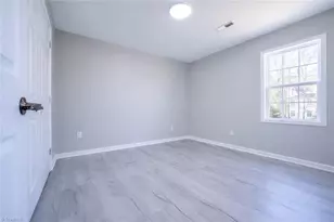 3 Ivyglen Ct, Greensboro, NC 27406 - Photo 17