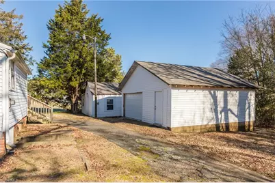 2465 Griffith Road, Winston-Salem, NC 27103 - Photo 23