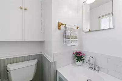 4661 Kings Gate Drive, Winston-Salem, NC 27101 - Photo 21