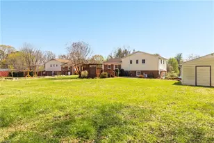 4661 Kings Gate Dr, Winston-Salem, NC 27101 - Photo 33