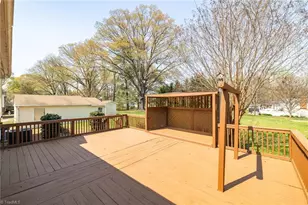 4661 Kings Gate Dr, Winston-Salem, NC 27101 - Photo 31