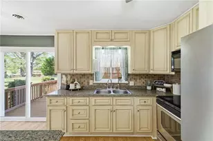 4661 Kings Gate Dr, Winston-Salem, NC 27101 - Photo 17