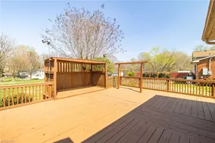 4661 Kings Gate Dr, Winston-Salem, NC 27101 - Photo 29