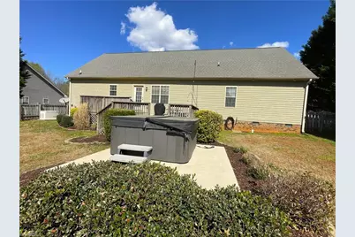 6715 Hockett Country Lane, Pleasant Garden, NC 27313 - Photo 29