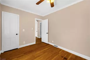 1811 W Friendly Ave, Greensboro, NC 27403 - Photo 19