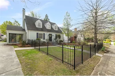 1811 W Friendly Avenue, Greensboro, NC 27403 - Photo 37
