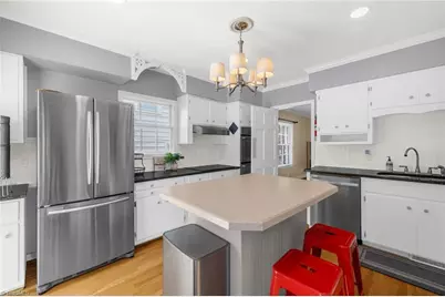 1811 W Friendly Avenue, Greensboro, NC 27403 - Photo 5