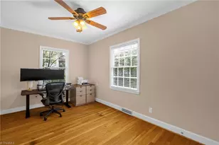 1811 W Friendly Ave, Greensboro, NC 27403 - Photo 21