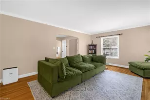 1811 W Friendly Ave, Greensboro, NC 27403 - Photo 11