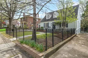 1811 W Friendly Ave, Greensboro, NC 27403 - Photo 41