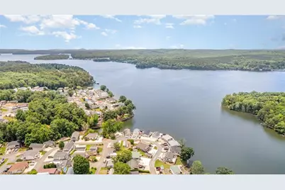 141 Badin Lake Circle, New London, NC 28127 - Photo 23