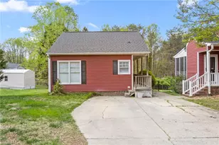 1543 Little John Ln E, Burlington, NC 27217 - Photo 39