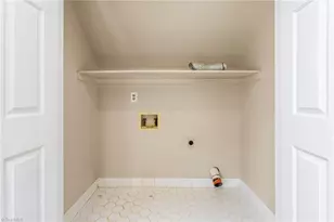 1543 Little John Ln E, Burlington, NC 27217 - Photo 25