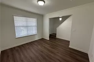 4050 Heather View Ln, Winston-Salem, NC 27127 - Photo 5