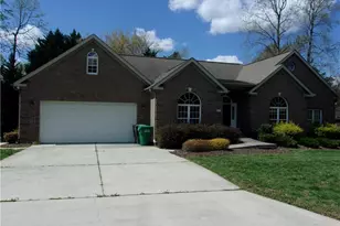 4423 Hunter Oaks Ct, High Point, NC 27265 - Photo 41