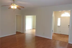 4423 Hunter Oaks Ct, High Point, NC 27265 - Photo 5