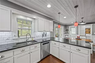 108 Holly Ridge Ln, Mebane, NC 27302 - Photo 17