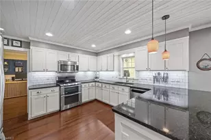 108 Holly Ridge Ln, Mebane, NC 27302 - Photo 15