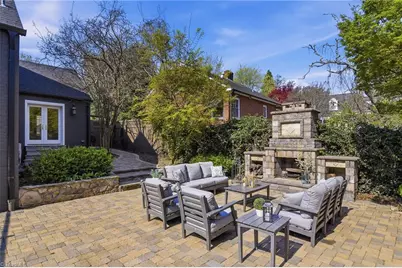 2025 Sussex Lane, Winston-Salem, NC 27104 - Photo 43