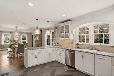 2025 Sussex Lane, Winston-Salem, NC 27104 - Photo 9