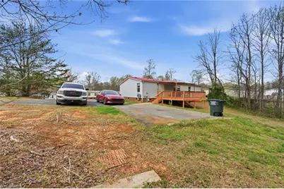 2862 Eagle Point Drive, Trinity, NC 27370 - Photo 27