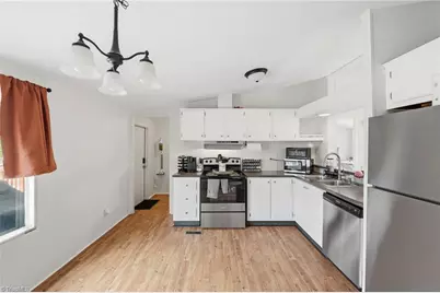 2862 Eagle Point Drive, Trinity, NC 27370 - Photo 9