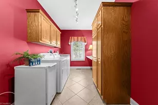 704 Shoreline Dr, New London, NC 28127 - Photo 23