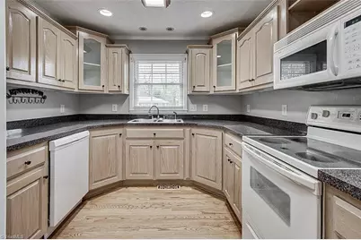 218 Barber Street, Asheboro, NC 27203 - Photo 5