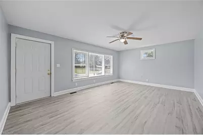 607 Martha Place, High Point, NC 27263 - Photo 5