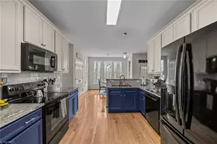 202 Oakmont Ct, Mebane, NC 27302 - Photo 9