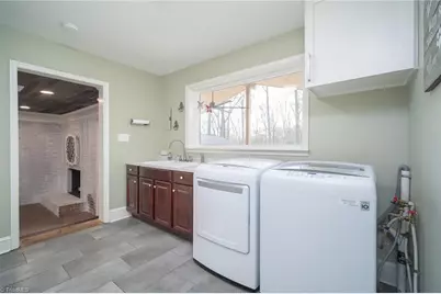 912 Forest Hill Drive, Greensboro, NC 27410 - Photo 35