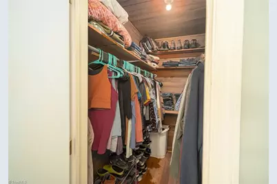 912 Forest Hill Drive, Greensboro, NC 27410 - Photo 27