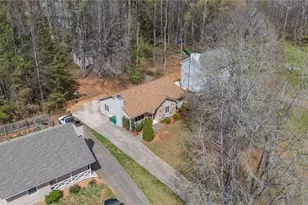 1597 Trinity Garden Cir, Clemmons, NC 27012 - Photo 7