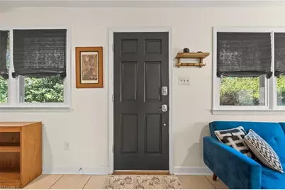 2211 S Hawthorne Road, Winston-Salem, NC 27103 - Photo 5