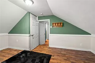 2211 S Hawthorne Rd, Winston-Salem, NC 27103 - Photo 29