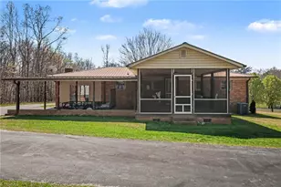 896 Rambling Rd, Randleman, NC 27317 - Photo 23