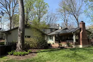 3300 Round Hill Rd, Greensboro, NC 27408 - Photo 5