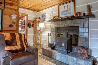 6414 Summit Road, Purlear, NC 28665 - Photo 19