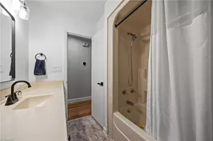 2235 Wilkins St, Burlington, NC 27217 - Photo 15