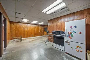 2235 Wilkins St, Burlington, NC 27217 - Photo 17